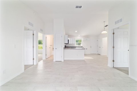 House in Ocala, Florida 3 bedrooms, 93.18 sq.m. № 1780308 - photo 10