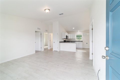 House in Ocala, Florida 3 bedrooms, 93.18 sq.m. № 1780308 - photo 7