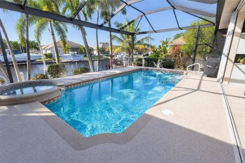 Villa ou maison à vendre à Punta Gorda, Floride: 3 chambres, 293.01 m2 № 2431802 - photo 3