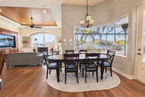 Villa ou maison à vendre à Punta Gorda, Floride: 3 chambres, 293.01 m2 № 2431802 - photo 15