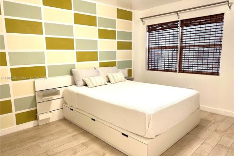 Condo in Miami Beach, Florida, 1 bedroom  № 1929451 - photo 6