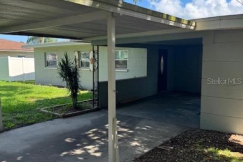 Casa en venta en Palm Harbor, Florida, 2 dormitorios, 85.84 m2 № 1802054 - foto 2