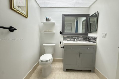 Купить кондоминиум в Пемброк-Пайнс, Флорида 1 спальня, 97.18м2, № 2088223 - фото 5