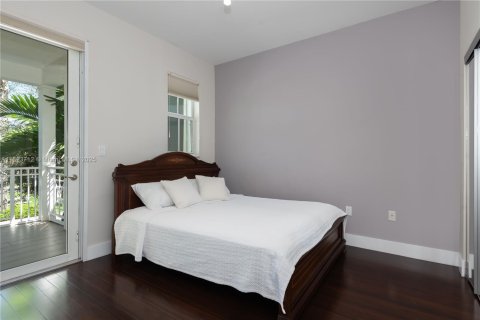Touwnhouse à vendre à Doral, Floride: 3 chambres, 191.56 m2 № 1950789 - photo 23