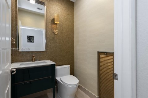 Touwnhouse à vendre à Doral, Floride: 3 chambres, 191.56 m2 № 1950789 - photo 12