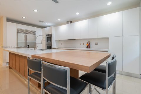 Touwnhouse à vendre à Doral, Floride: 3 chambres, 191.56 m2 № 1950789 - photo 1