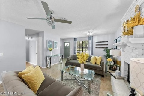 Casa en venta en Orange Park, Florida, 3 dormitorios, 119.29 m2 № 2236913 - foto 4