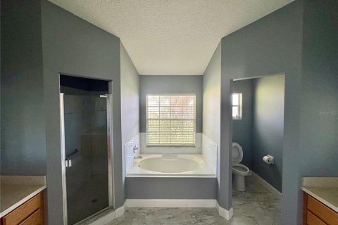 Villa ou maison à louer à Leesburg, Floride: 3 chambres, 161.37 m2 № 2424199 - photo 10