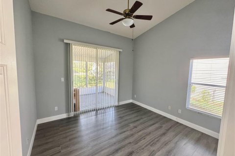 Villa ou maison à louer à Leesburg, Floride: 3 chambres, 161.37 m2 № 2424199 - photo 13