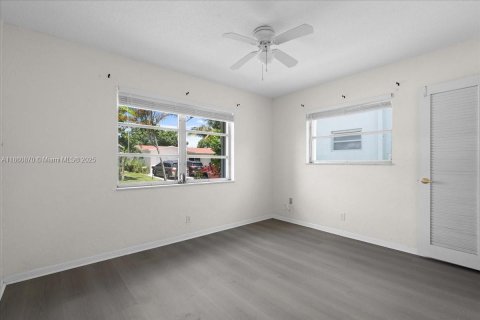 House in Margate, Florida 2 bedrooms, 130.06 sq.m. № 1891906 - photo 12
