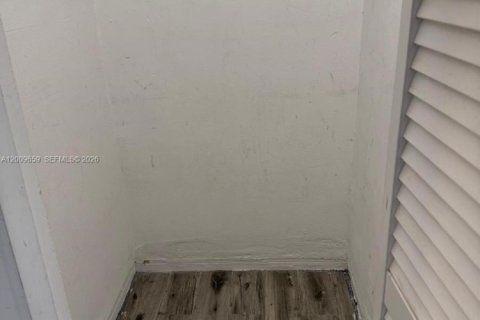Copropriété à louer à Aventura, Floride: 1 chambre, 71.35 m2 № 2075237 - photo 11