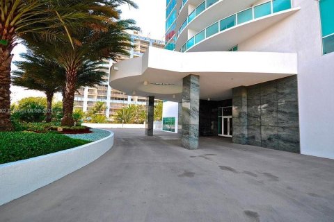 Condominio en venta en Miami, Florida, 1 dormitorio, 73.49 m2 № 1730942 - foto 25