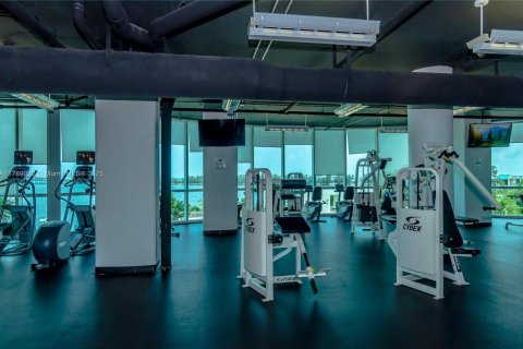 Condominio en venta en Miami, Florida, 1 dormitorio, 73.49 m2 № 1730942 - foto 17