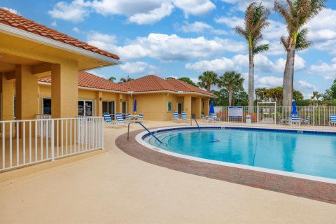 Villa ou maison à vendre à Port St. Lucie, Floride: 3 chambres, 147.44 m2 № 2170097 - photo 18