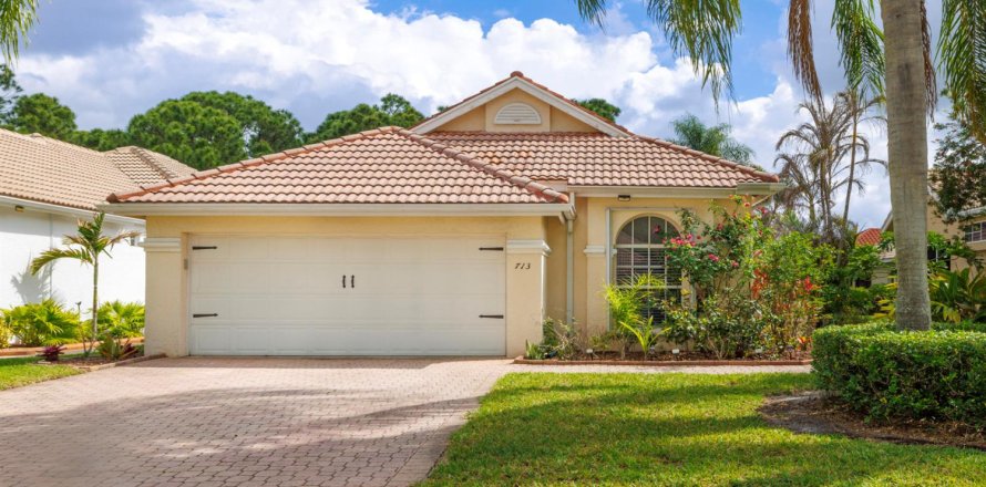 Villa ou maison à Port St. Lucie, Floride 3 chambres, 147.44 m2 № 2170097