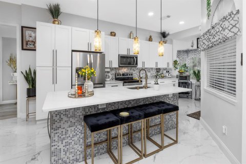 Villa ou maison à vendre à Port St. Lucie, Floride: 3 chambres, 147.44 m2 № 2170097 - photo 6