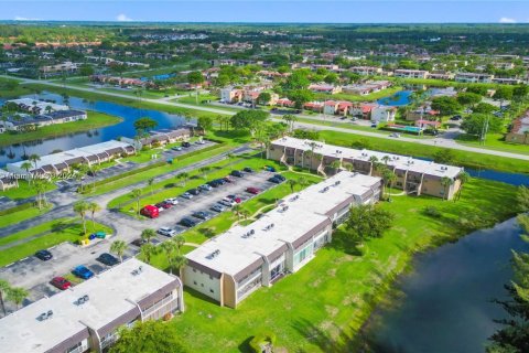 Condo in West Palm Beach, Florida, 1 bedroom  № 1867212 - photo 26