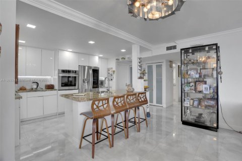 Copropriété à vendre à Hillsboro Beach, Floride: 2 chambres, 123.56 m2 № 1977099 - photo 15