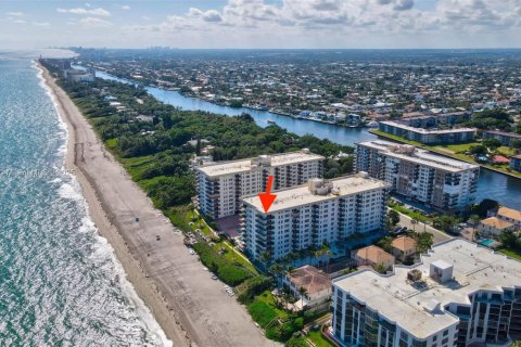 Copropriété à vendre à Hillsboro Beach, Floride: 2 chambres, 123.56 m2 № 1977099 - photo 2