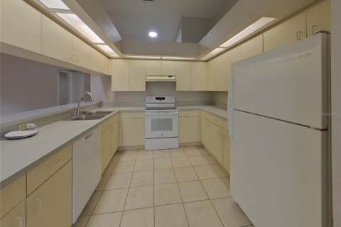 Villa ou maison à louer à Plant City, Floride: 3 chambres, 124.95 m2 № 2119120 - photo 6