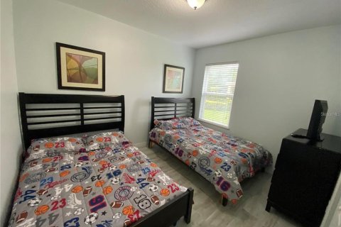 Casa en alquiler en Kissimmee, Florida, 5 dormitorios, 191.29 m2 № 1805520 - foto 20