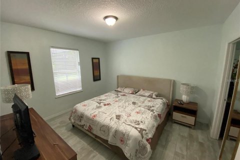 Casa en alquiler en Kissimmee, Florida, 5 dormitorios, 191.29 m2 № 1805520 - foto 12