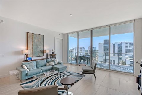 Condo in Sarasota, Florida, 2 bedrooms  № 1754706 - photo 7