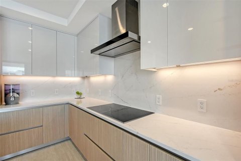 Condominio en venta en Sarasota, Florida, 2 dormitorios, 147.62 m2 № 1754706 - foto 18