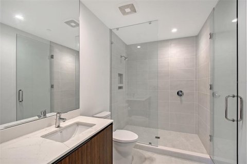 Купить кондоминиум в Сарасота, Флорида 11 комнат, 147.62м2, № 1754706 - фото 29