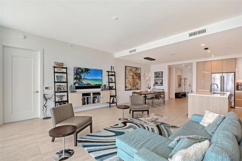 Condo in Sarasota, Florida, 2 bedrooms  № 1754706 - photo 12