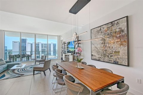 Condo in Sarasota, Florida, 2 bedrooms  № 1754706 - photo 3