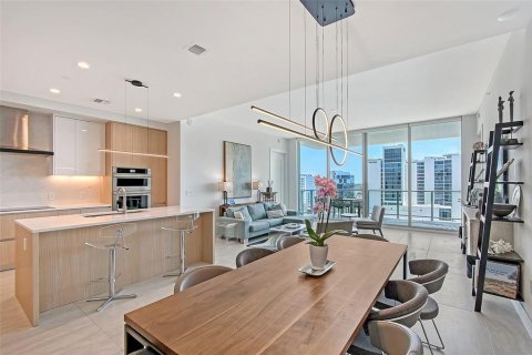 Condo in Sarasota, Florida, 2 bedrooms  № 1754706 - photo 15