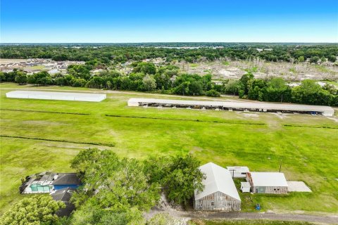 Commercial property in Mount Dora, Florida 204.38 sq.m. № 2212448 - photo 13
