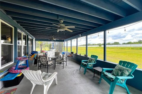 Commercial property in Mount Dora, Florida 204.38 sq.m. № 2212448 - photo 9