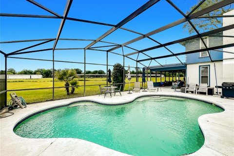 Commercial property in Mount Dora, Florida 204.38 sq.m. № 2212448 - photo 10