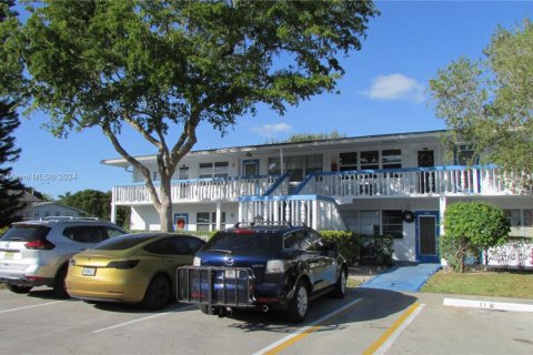 Condominio en venta en Deerfield Beach, Florida, 2 dormitorios, 76.18 m2 № 1710442 - foto 23