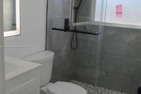 Condominio en venta en Deerfield Beach, Florida, 2 dormitorios, 76.18 m2 № 1710442 - foto 8