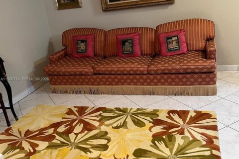 Купить кондоминиум в Холливуд, Флорида 2 спальни, 128.76м2, № 2043916 - фото 17