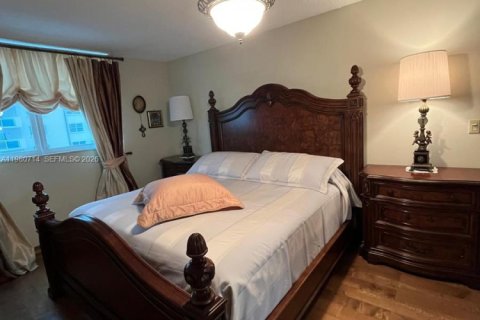 Купить кондоминиум в Холливуд, Флорида 2 спальни, 128.76м2, № 2043916 - фото 12