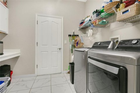 Casa en venta en Leesburg, Florida, 3 dormitorios, 203.27 m2 № 1904835 - foto 19