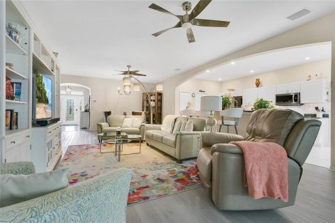 Casa en venta en Leesburg, Florida, 3 dormitorios, 203.27 m2 № 1904835 - foto 5