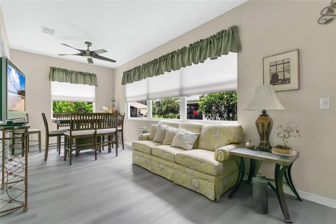 Casa en venta en Leesburg, Florida, 3 dormitorios, 203.27 m2 № 1904835 - foto 17
