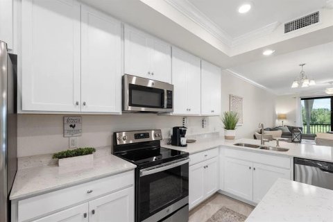 Condominio en alquiler en Bradenton, Florida, 2 dormitorios, 104.14 m2 № 1908468 - foto 9