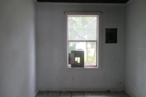 House in Orlando, Florida 6 bedrooms, 178.09 sq.m. № 1800591 - photo 15