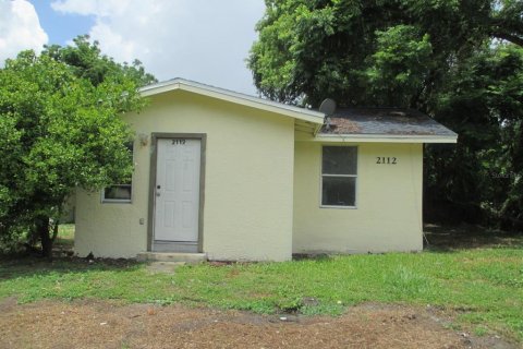 House in Orlando, Florida 6 bedrooms, 178.09 sq.m. № 1800591 - photo 2
