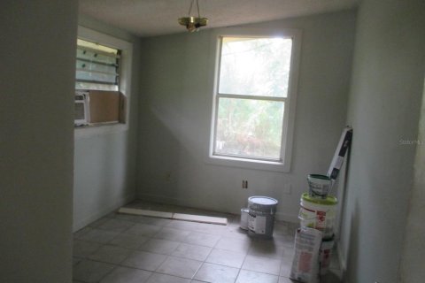 House in Orlando, Florida 6 bedrooms, 178.09 sq.m. № 1800591 - photo 13