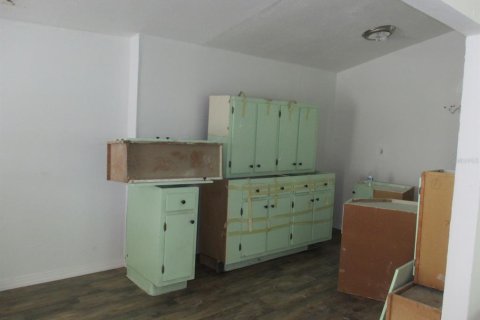 House in Orlando, Florida 6 bedrooms, 178.09 sq.m. № 1800591 - photo 7