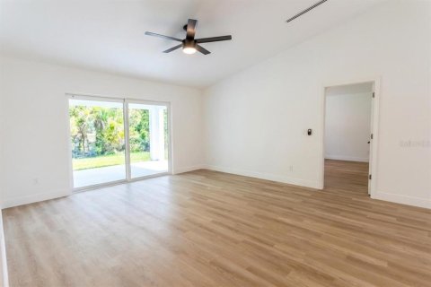 Villa ou maison à louer à North Port, Floride: 4 chambres, 144.65 m2 № 2329655 - photo 19