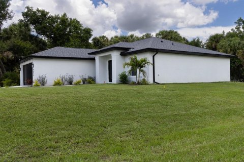Villa ou maison à louer à North Port, Floride: 4 chambres, 144.65 m2 № 2329655 - photo 4