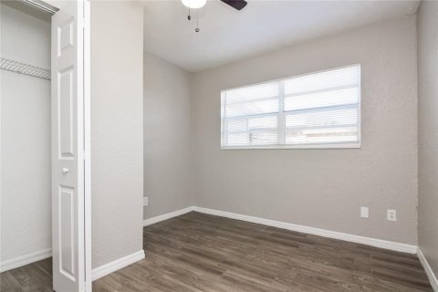 Casa en alquiler en Tampa, Florida, 3 dormitorios, 106.47 m2 № 1853259 - foto 12